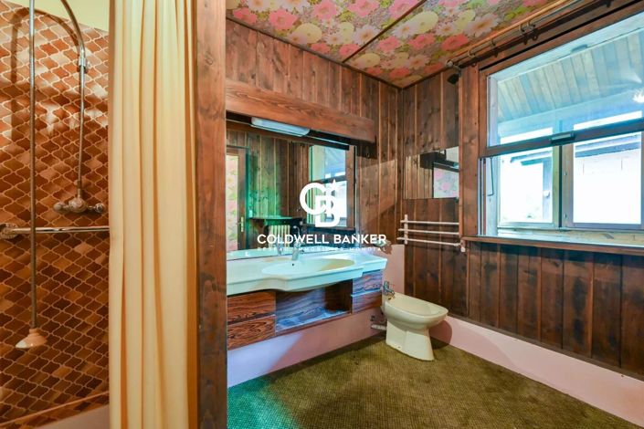 Image No.22-8 Bed House for sale