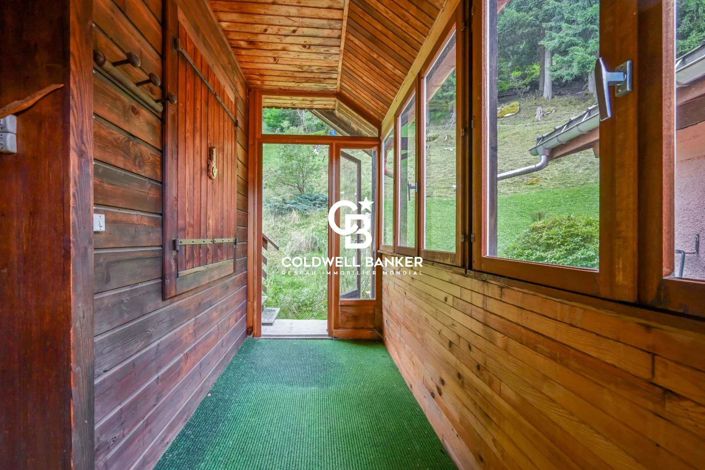 Image No.23-8 Bed House for sale