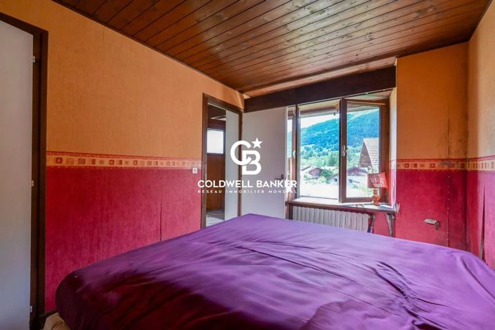 Image No.3-8 Bed House for sale