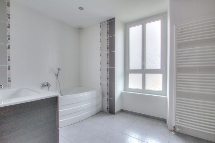 Image No.14-Maison de 4 chambres à vendre à Saint-Jean-de-Gonville