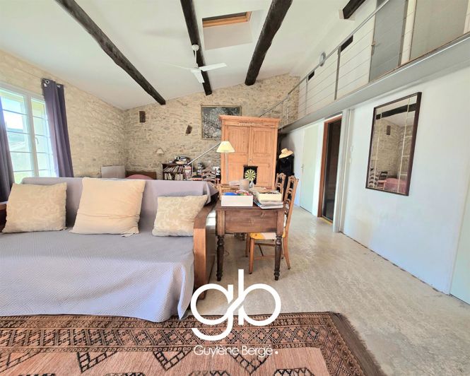 Image No.4-6 Bed House for sale