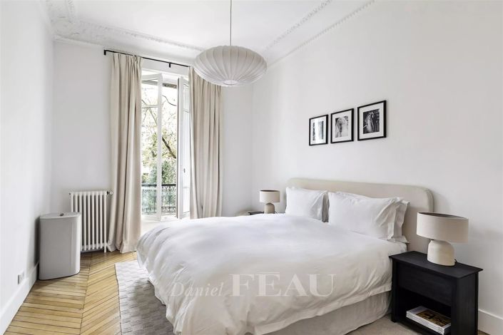 Image No.11-3 Bed Apartment for sale