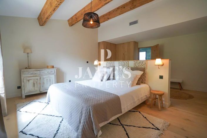 Image No.10-4 Bed House for sale