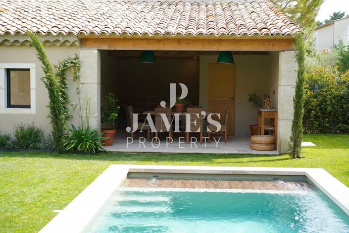 Image No.15-4 Bed House for sale