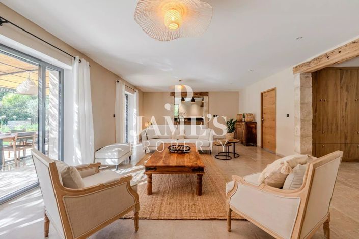 Image No.3-4 Bed House for sale