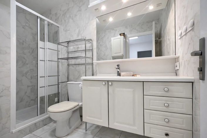 Image No.10-1 Bed Apartment for sale