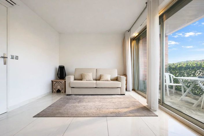 Image No.3-1 Bed Apartment for sale