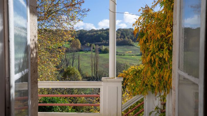 Image No.8-5 Bed House for sale