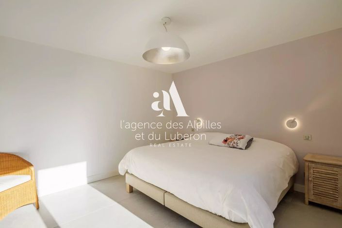 Image No.16-4 Bed House for sale