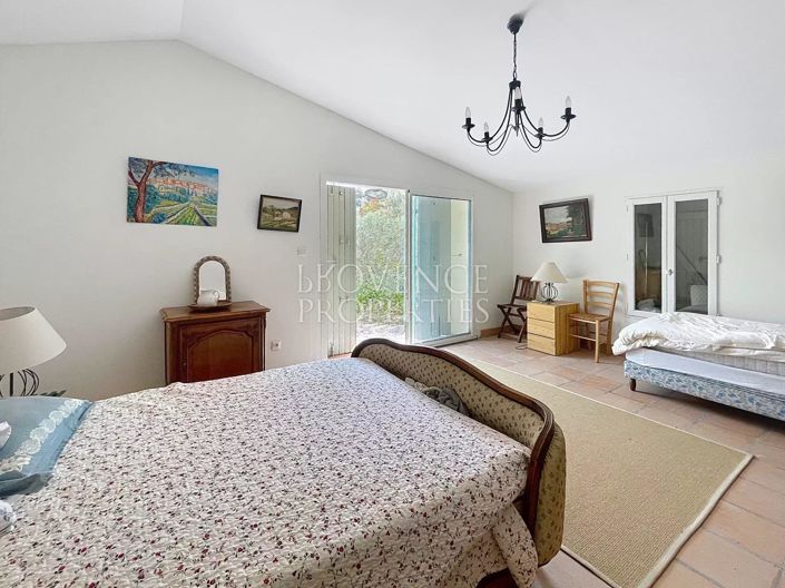 Image No.11-9 Bed House for sale