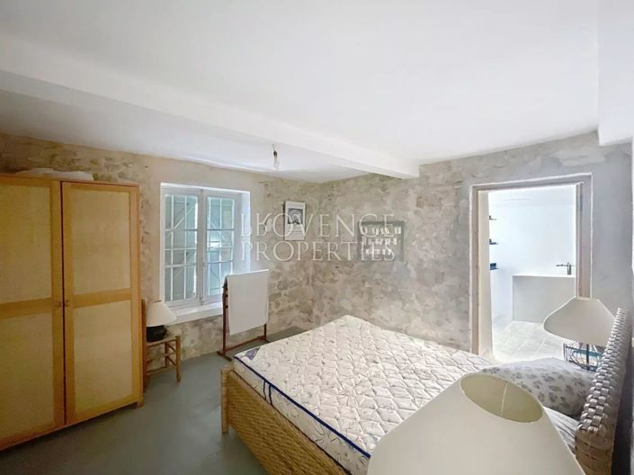 Image No.17-9 Bed House for sale