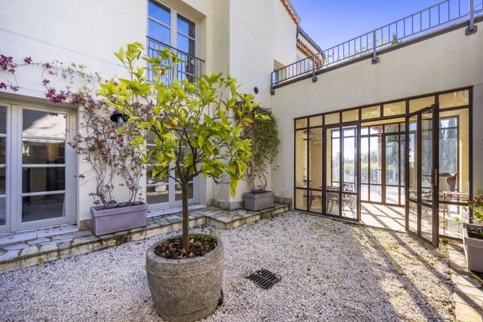 Image No.15-4 Bed House for sale