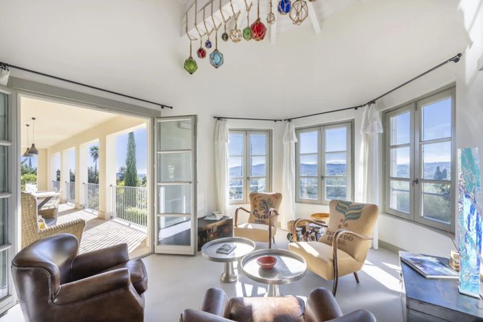 Image No.5-4 Bed House for sale