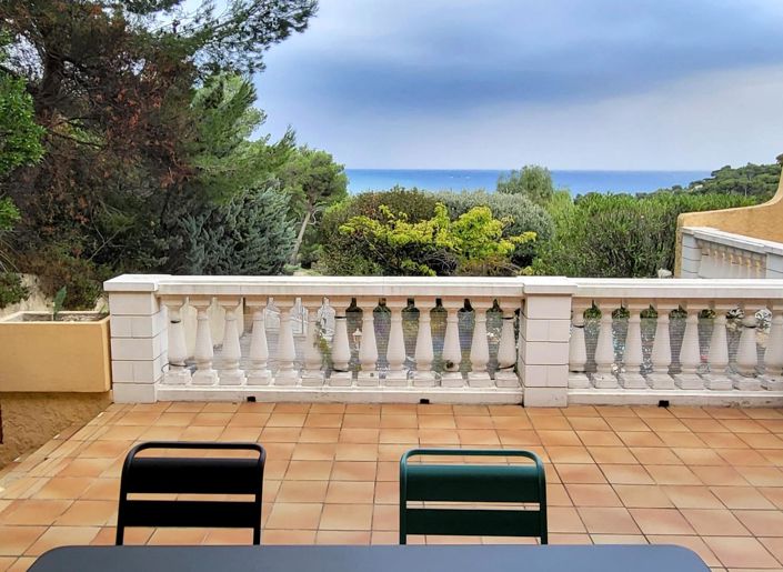 Image No.5-5 Bed House for sale