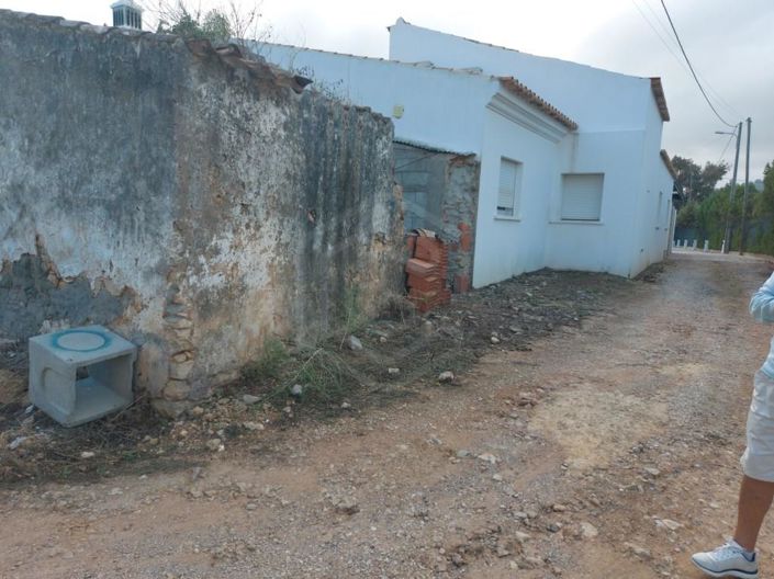 Image No.6-3 Bed House for sale