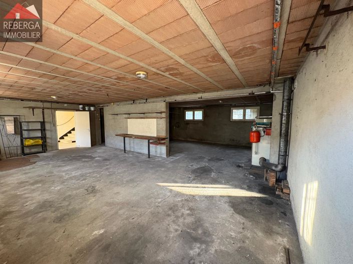 Image No.25-3 Bed House for sale