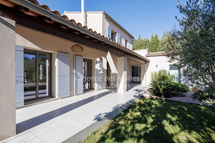 Image No.3-4 Bed House for sale