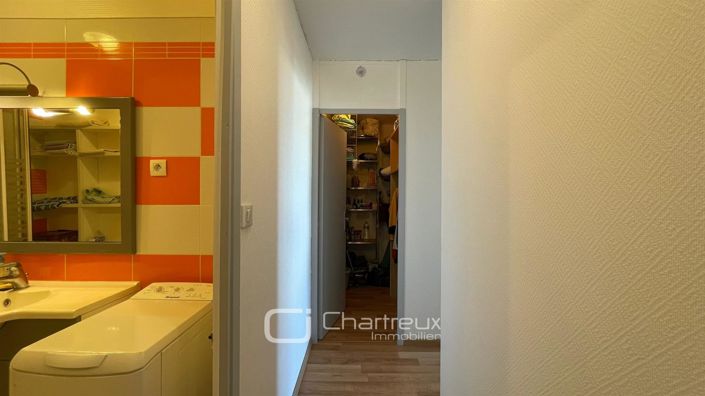 Image No.10-1 Bed Apartment for sale