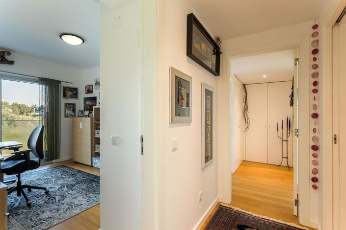 Image No.20-3 Bed Apartment for sale