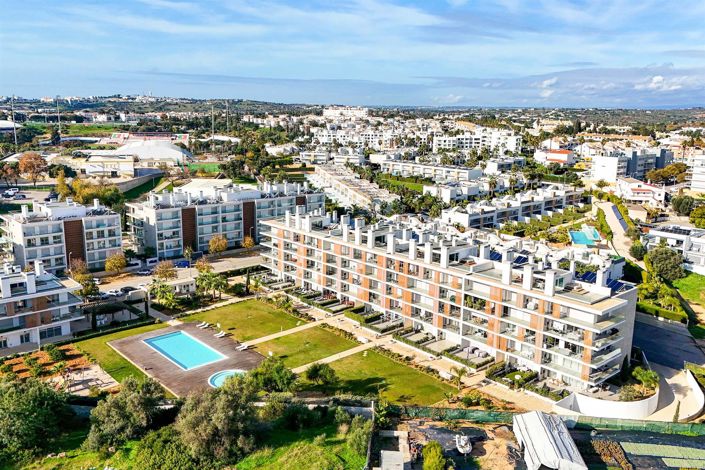 Image No.32-3 Bed Apartment for sale