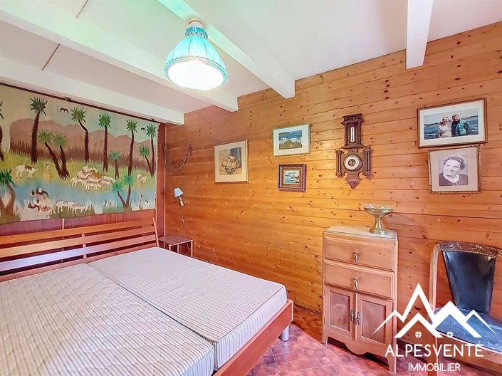 Image No.11-4 Bed House for sale