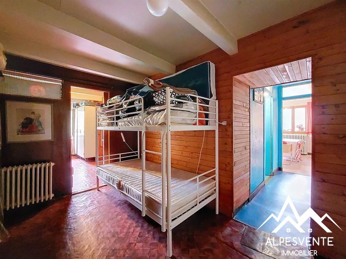 Image No.13-4 Bed House for sale