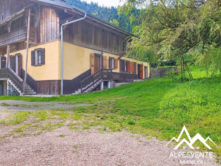 Image No.20-4 Bed House for sale