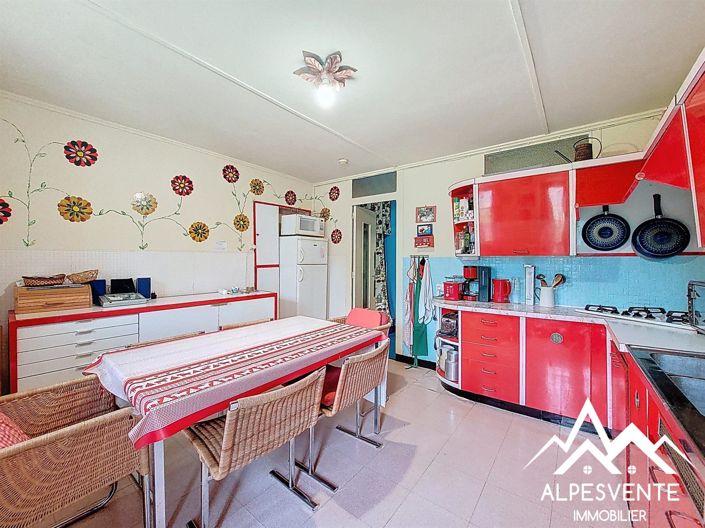 Image No.4-4 Bed House for sale