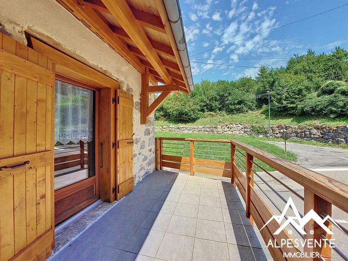 Image No.6-3 Bed House for sale