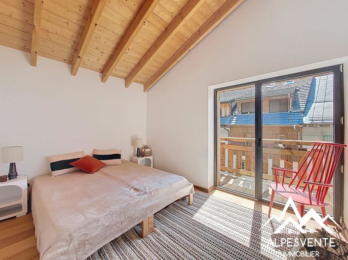 Image No.6-3 Bed House for sale