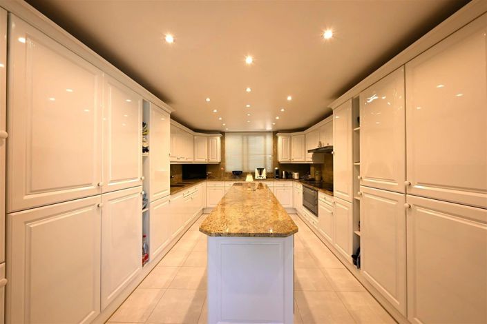 Image No.7-Apartment for sale