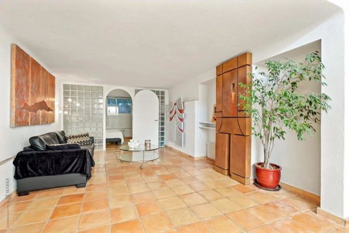 Image No.3-Apartment for sale