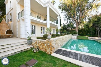 1 - Antibes, House