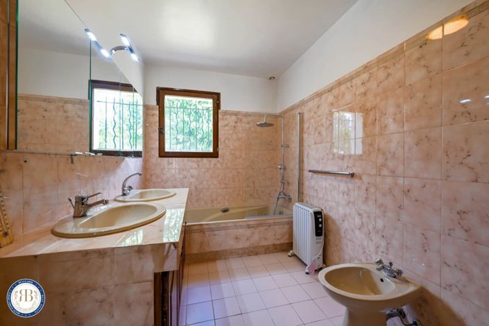 Image No.12-House for sale