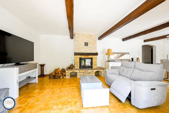 Image No.6-House for sale