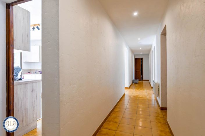 Image No.9-House for sale