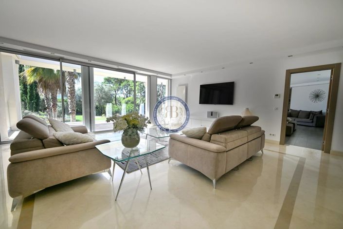 Image No.11-House for sale