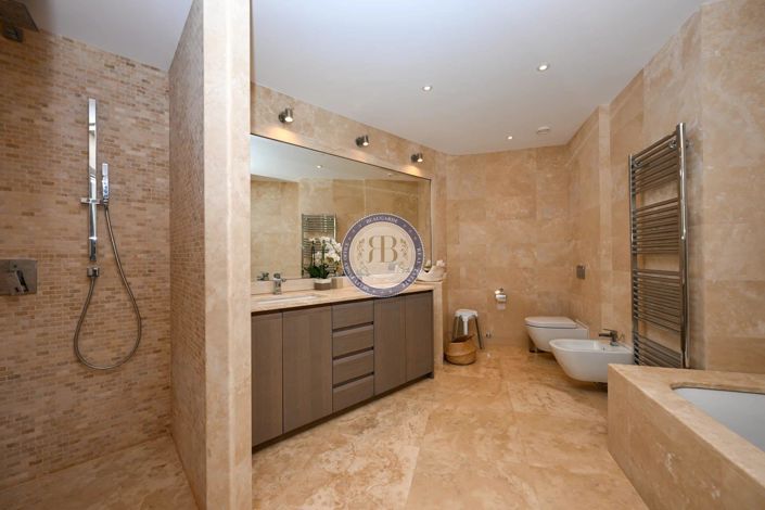 Image No.17-House for sale