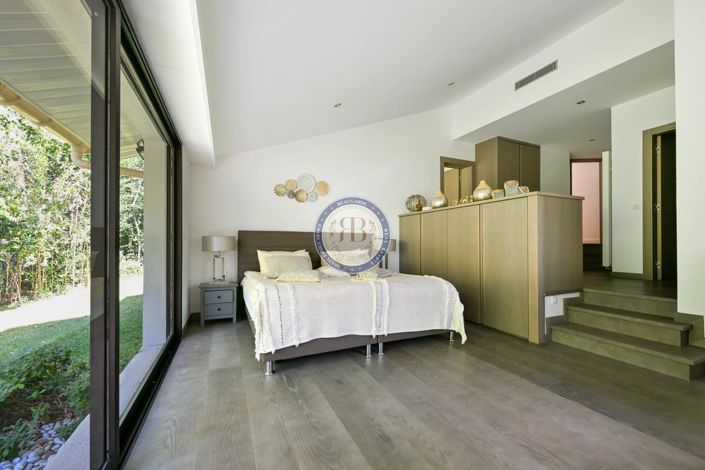 Image No.33-House for sale