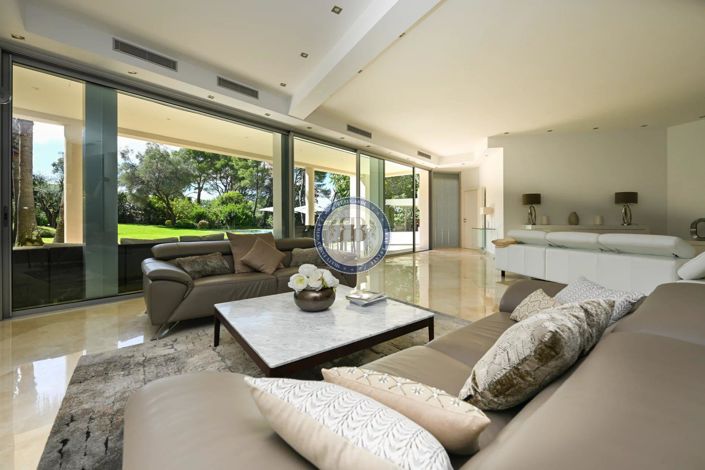 Image No.36-House for sale