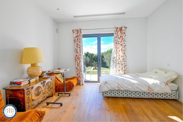 Image No.17-House for sale