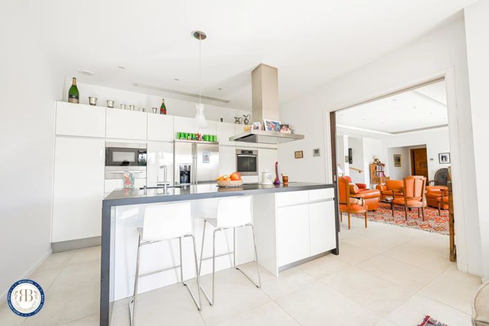 Image No.5-House for sale