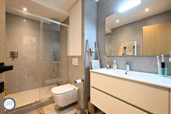 Image No.12-Apartment for sale