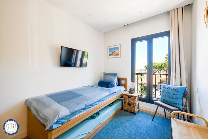 Image No.5-Apartment for sale