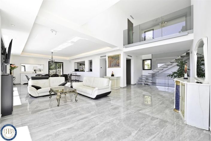 Image No.9-House for sale