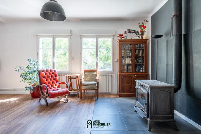 Image No.5-5 Bed House for sale