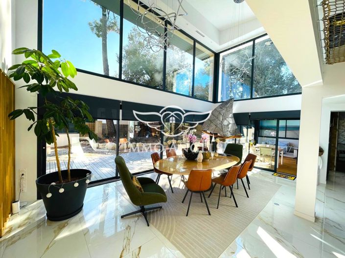 Image No.4-3 Bed Property for sale