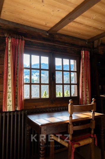 Image No.9-7 Bed Property for sale