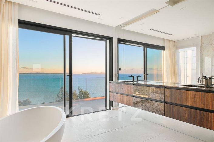 Image No.6-4 Bed House for sale