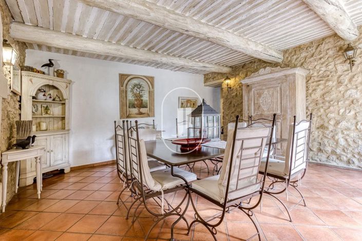 Image No.6-7 Bed House for sale